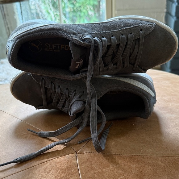Puma Women's Gray Suede Low-Top Sneakers with White Formstripe - Picture 11 of 12